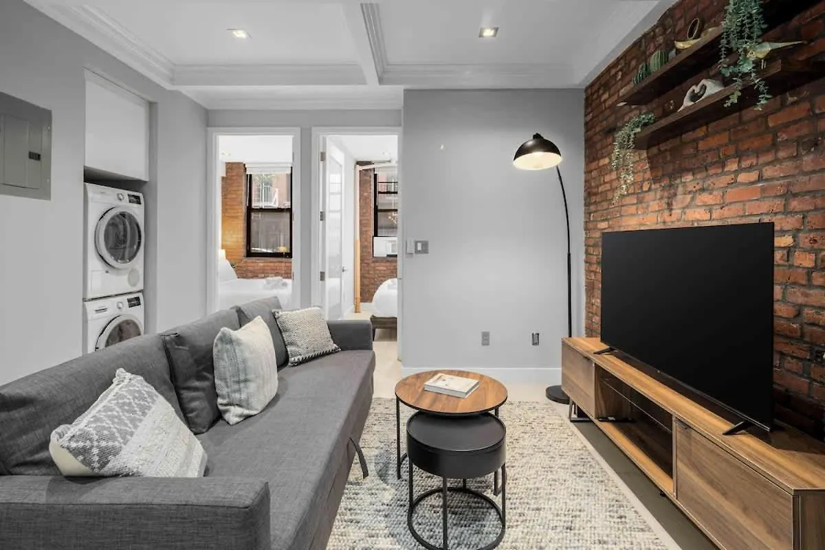 Bold Nyc Stay In Fashionable Nolita 뉴욕 아파트