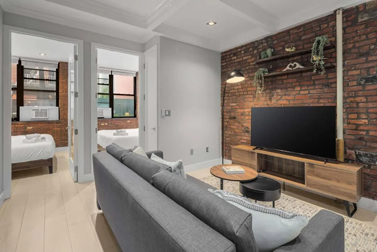 Bold Nyc Stay In Fashionable Nolita New York USA